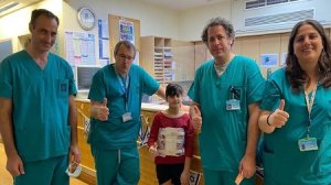 Πώς Ισραηλινοί επιστήμονες αντιμετώπισαν ένα σπάνιο όγκο στη σπονδυλική στήλη εννιάχρονης;