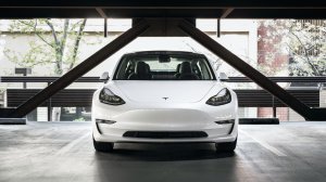 Τη δυνατότητα ασφάλισης οχημάτων Tesla παρέχει η Anytime της INTERAMERICAN