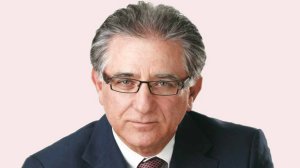 Κώστας Αλεξανδρόπουλος (ψυχίατρος): Η πανδημία μάς κάνει πιο «ψυχρούς»!