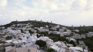 Αραρίσκοντας Ηλίας Προβόπουλος: Η Χώρα της Αμοργού στην ομίχλη