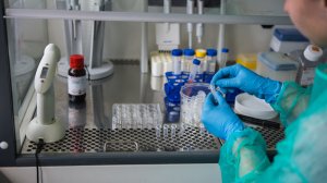 Συνέδριο Πολύπλευρης Αντιμετώπισης του Καρκίνου: Ανάγκη να ενεργοποιηθούν τα "εργαλεία" του κρατικού σχεδιασμού για την πρόληψη και διαχείριση της νόσου
