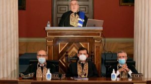 Επίτιμος διδάκτορας της Ιατρικής Σχολής του ΕΚΠΑ ο Καθηγητής Ηλίας Μόσιαλος