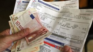 Κ. Σκρέκας: Στα 42 ευρώ το ποσό στήριξης για το ρεύμα - 40 ευρώ για το φυσικό αέριο