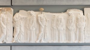 Νέα θραύσματα του Παρθενώνα στο Μουσείο Ακρόπολης