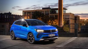 Η τεχνολογία του Opel Grandland που γλιτώνει από ατυχήματα!