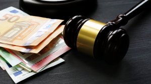 Ένωση Εργαζομένων Καταναλωτών Ελλάδας: Απαλλαγή από τα χρέη στην πτώχευση