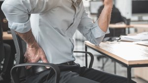 Πόνος στη μέση: Ποια είναι η καλύτερη θεραπεία;