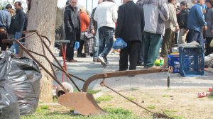 Αραρίσκοντας Ηλίας Προβόπουλος: Τι τα θέλουμε τα όπλα...