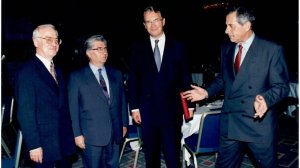 Αναμνήσεις από το 1997 όταν ο Dr. Schulte-Noelle , πρόεδρος της Allianz ήρθε στην Ελλάδα!