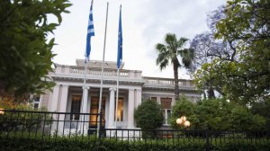 Τα μέτρα για την αντιμετώπιση της ακρίβειας και η στρατηγική με στόχο την αυτοδυναμία