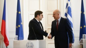 Ν. Δένδιας: Καταβάλλουμε κάθε δυνατή προσπάθεια για να διασφαλίσουμε την προστασία της ομογένειάς μας στην Ουκρανία