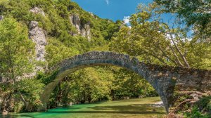 Η Ήπειρος τιμά την εβδομάδα των Παθών και γιορτάζει την Ανάσταση του Κυρίου