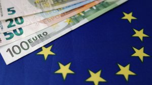 Τέλος οι οικονομικές ενισχύσεις της ΕΕ για την πανδημία