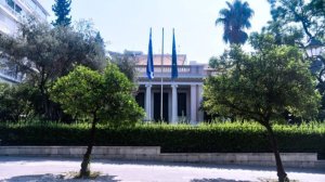 Κυβέρνηση: Τα καυτά μέτωπα του Αυγούστου και η προετοιμασία ενόψει ΔΕΘ