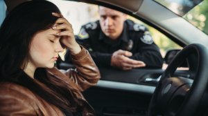 Οδηγός χωρίς δίπλωμα οδήγησης είναι ανασφάλιστος και έχει ευθύνη να αποζημιώσει!
