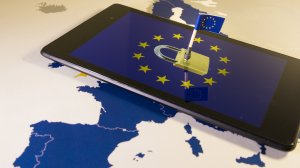 ΕΕ: Νέοι κανόνες κυβερνοασφάλειας για ασφαλέστερα προϊόντα υλισμικού και λογισμικού