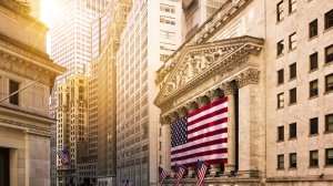 Εποπτεύων Χ.: Η... τρελή πορεία της Wall Street, η "ψήφος εμπιστοσύνης" της JP Morgan και η ευρωπαϊκή διάκριση του Μυτιληναίου