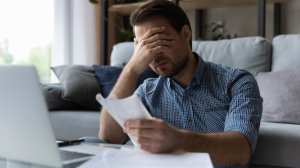 Έως 40% η απώλεια αγοραστικής δύναμης των εργαζομένων λέει η ΓΣΕΕ