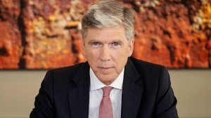 Εν ολίγοις...με ή χωρίς εκπτώσεις και ωφελήματα!