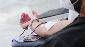 Η Ιατρική Σχολή Αθηνών συμμετέχει στο εθνικό πένθος και καλεί σε εθελοντική αιμοδοσία