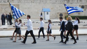 Αραρίσκοντας Ηλίας Προβόπουλος: Μια παρέλαση με απουσίες…
