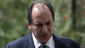 Χρ. Σπίρτζης: Το όλοι φταίνε, δεν ισχύει - Η τοποθέτησή του, θλιβερό μνημείο κυνισμού και ψεμάτων, σχολιάζει ο Γ. Οικονόμου