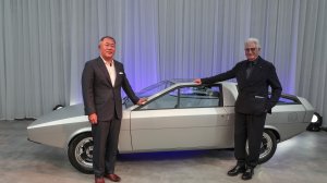 Το Hyundai Pony Coupe Concept αναβιώνει:Μετά από 50 χρόνια, αποκαλύφθηκε στη γενέτειρά του Ιταλία!