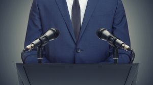 Εποπτεύων Χ: Το πολιτικό... φάουλ, το πολιτικό κόστος, οι ασφαλιστικές και η "Μονόπολη" του Ευκλείδη