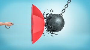Οι «έξυπνοι» των εκπτώσεων στα ασφάλιστρα Νομικής Προστασίας και όχι μόνο