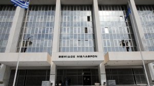 Πάνω από 285 εκατ. ευρώ οι ασφαλιστικές αποζημιώσεις για κλοπές αυτοκινήτων στη δεκαετία - Πως ορίζει την βαριά αμέλεια ο Άρειος Πάγος (πίνακας)