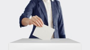 ΠΛΑΓΙΩΣ: Πόσοι από την ευρύτερη οικογένειά μας εξελέγησαν
