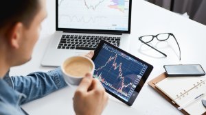 Νέα έρευνα Insurance Europe: Το 63% των Ελλήνων θεωρεί ότι θα χρειαστεί συμπληρωματική συνταξιοδοτική αποταμίευση για να διατηρήσει το επίπεδο διαβίωσης του!