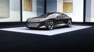 Kosmocar: Το εντυπωσιακό Audi grandsphere στο Golden Hall!