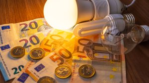 Τιμολόγιο Ρεύματος 2024: Γίνε και εσύ αντασφαλιστής