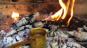 Ηλίας Προβόπουλος: Πρωϊνός καφές στο τζάκι