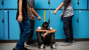 Πλαγίως: Τι έγινε με τους δεκατετράχρονους