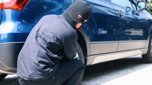 Αποζημιώνομαι εάν μου κλέψουν τη ρόδα του αυτοκινήτου μου;