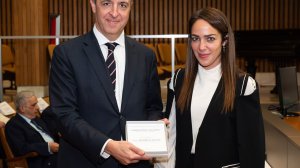 Η ERGO Ασφαλιστική βραβεύτηκε από τη Δόμνα Μιχαηλίδου για τη στήριξη της νέας γενιάς ακριτικών νησιών!