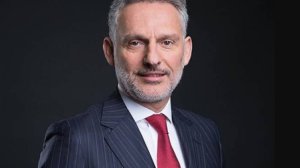 Πλαγίως: Το μεγάλο comeback