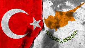 «Κύπρος, το μόνο κράτος μέλος της ΕΕ, 50 χρόνια μετά την παράνομη τουρκική εισβολή παραμένει υπό στρατιωτική κατοχή»