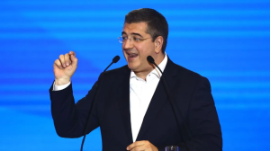 Ο Απόστολος Τζιτζικώστας νέος επίτροπος της Ελλάδας στην Κομισιόν