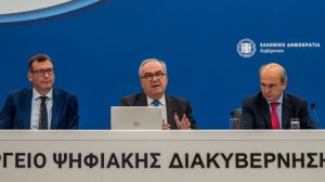 Αύξηση των δημοσίων επενδύσεων κατά 900 εκατ. ευρώ με έσοδα από ανάπτυξη και μείωση φοροδιαφυγής ανακοίνωσαν Κ. Χατζηδάκης και Ν. Παπαθανάσης