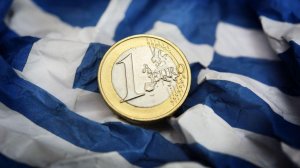 «Ασφαλή καταφύγια» τα ελληνικά ομόλογα,  o Γ’ Παγκόσμιος Πόλεμος, ανθεκτικό το story  της ελληνικής οικονομίας, «βουτιά» του πετρελαίου και σε κρίσιμο σημείο το Χ.Α