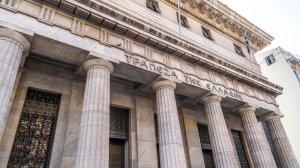 Η απειλή εκτάκτου φόρου στις τράπεζες, η υπεραπόδοση και η.. γκρίνια, τα ιστορικά ρεκόρ της Wall και η «Telekom Arena»