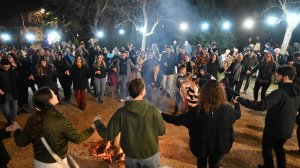 Ηλίας Προβόπουλος: Οι φωτιές της παράδοσης στους Αμπελοκήπους