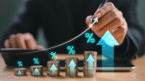 Στα 350 εκατ. ο «λογαριασμός», ο λαϊκισμός…των επιτοκίων, τα γερμανικά εύσημα και το μεγάλο βήμα της Metlen