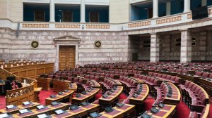 Σπύρος Καπράλος: Τα ανοιχτά κυβερνητικά μέτωπα και η ευκαιρία της αντιπολίτευσης