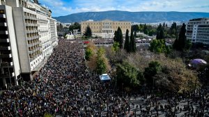 ΓΣΕΕ: Παρασκευή 28 Φεβρουαρίου - 24ωρη Πανελλαδική Απεργία για τα Τέμπη