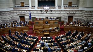 Σπύρος Καπράλος: Πίσω στη σκληρή πραγματικότητα