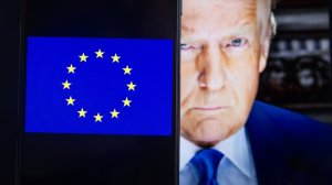 Τα παιχνίδια του Τραμπ με την Ε.Ε, η καλή πίστη…της Intrum, τα Τέμπη «ακουμπούν» και την αντιπολίτευση τι προτείνουν οι δανειολήπτες σε ελβετικό